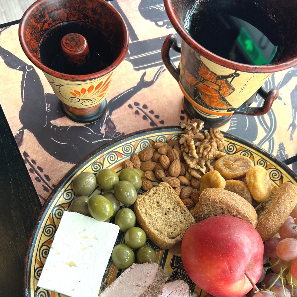 The household utensils of the ancient kitchens